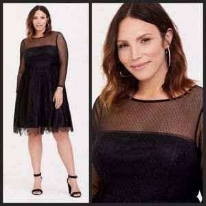 Torrid Black Lace Skater Dres Size 24 EUC OBO